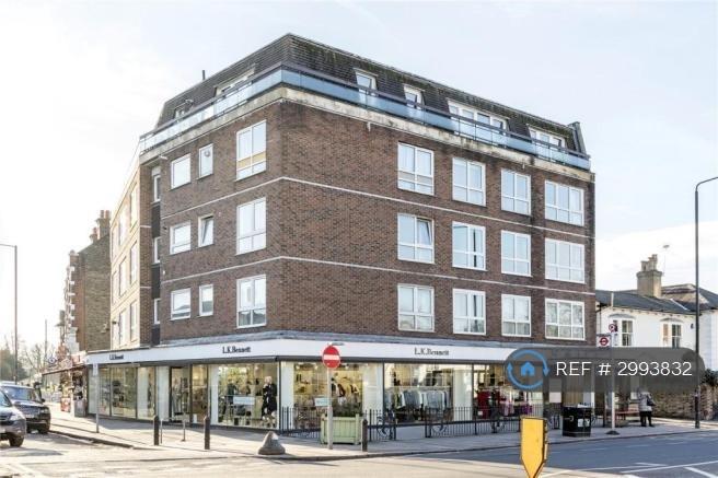1 bedroom flat in Parkside House, London, SW19 (1 bed) (#2993832)