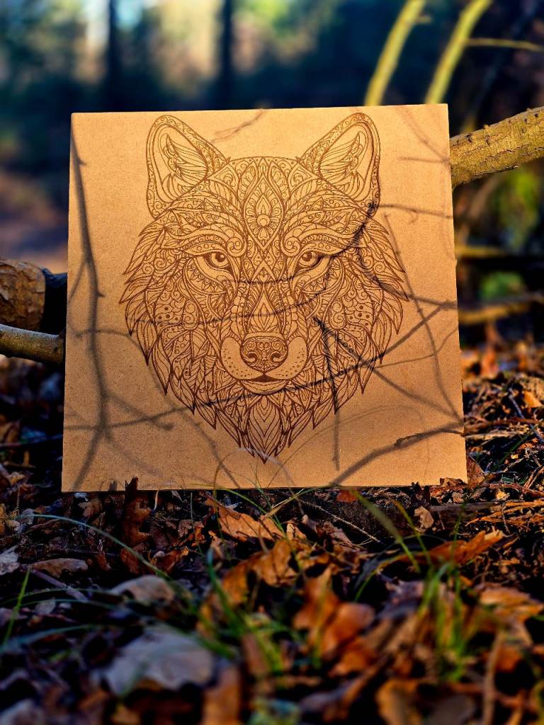Laser engraved wolf on 30x30cm 9mm mdf