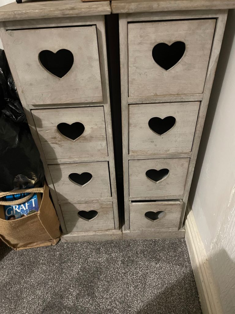 X2 wood love heart storage units