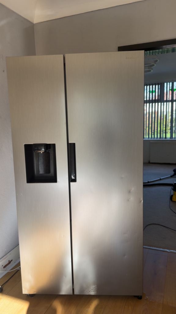 Samsung American-Style Fridge Freezer