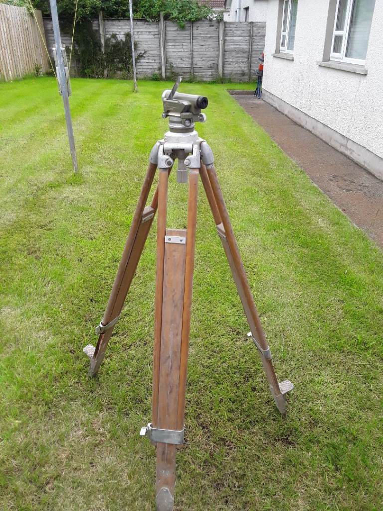 Vintage Surveying Tripod and Level – Good Condition