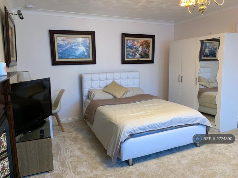 1 bedroom in Coventry Road, Kingsbury, Tamworth, B78 (#2724390)