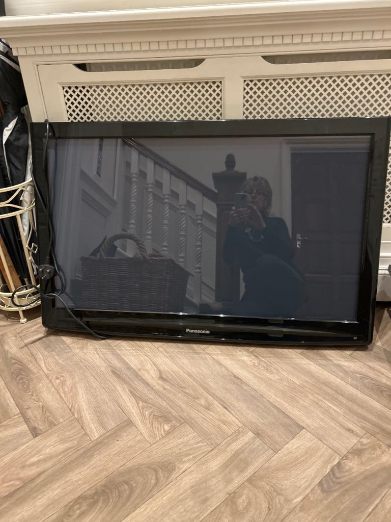 Panasonic 41” TV
