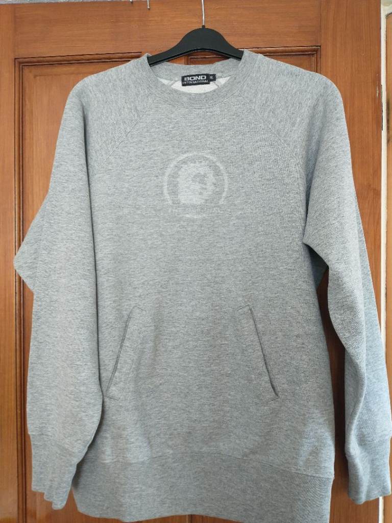 SWEATSHIRT. XL. CHEST 44ins. app. As good as new.