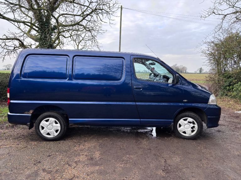 Toyota, HIACE, Panel Van, 2007, Manual, 2494 (cc)