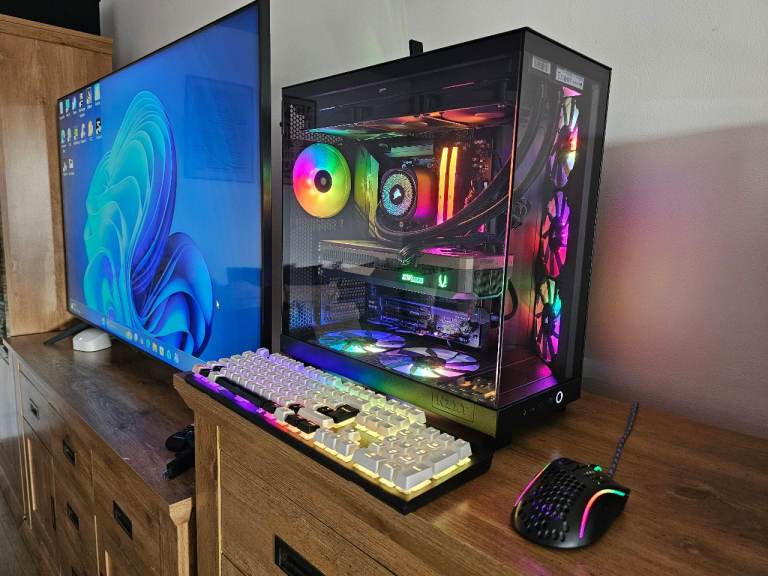 HIGH END GAMING PC NVIDIA RTX 5080 16GB / AMD RYZEN 7 9800X3D / 32GB ...