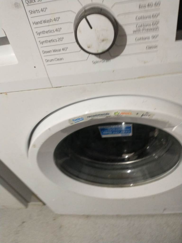 Beko gloss white washing Machine as new