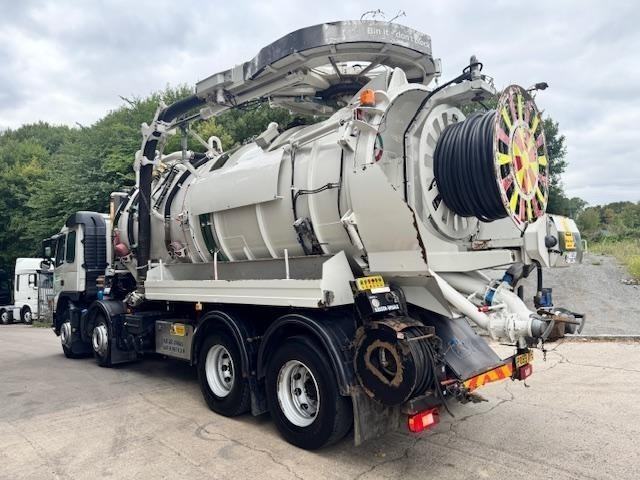2009 59 Volvo FM 440 sleeper cab 8x4 KAISER WHALE recycler jet/vacuum tanker