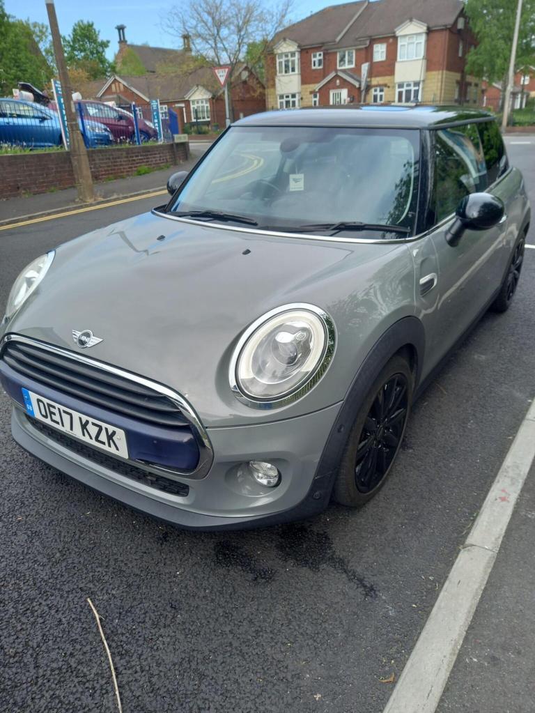 MINI HATCH 1.5 Cooper Auto Euro 6 (s/s) 3dr 2017