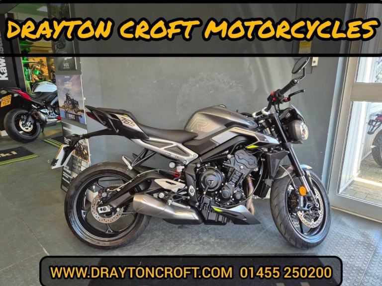 2023 Triumph Street Triple R
