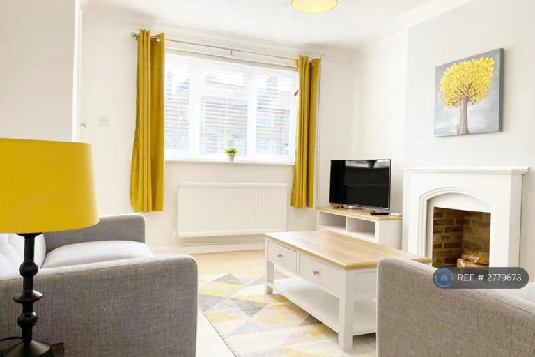 2 bedroom house in Bristol Road, Luton, LU3 (2 bed) (#2779673)