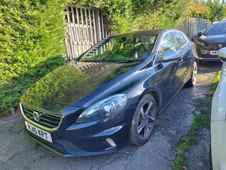 2016 Volvo V40 2.0 D2 R-Design Hatchback 5dr Diesel Manual Euro 6 (s/s) (120 ps) HATCHBACK Diesel...