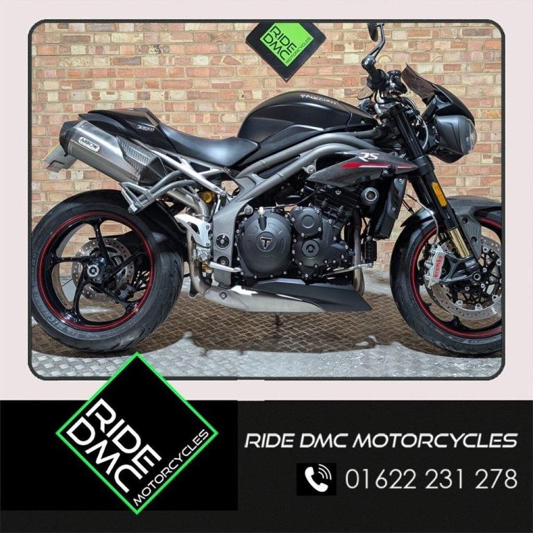 TRIUMPH SPEED TRIPLE RS 1050 2018. FSH. 6465 MILES. TOP SPEC. NICE EXTRAS