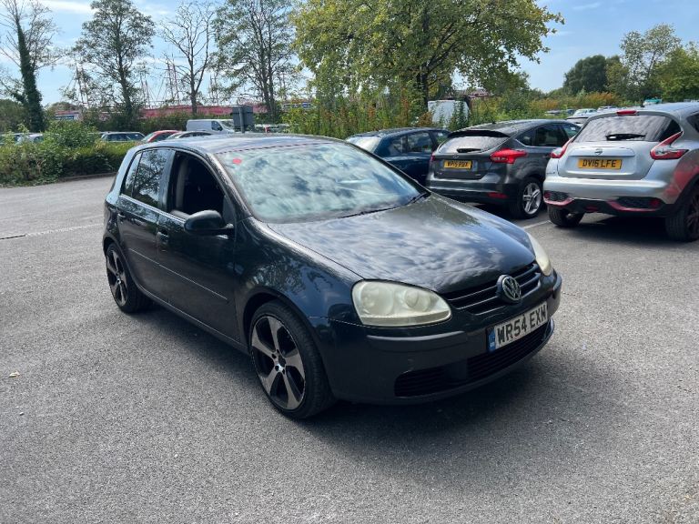 Volkswagen, GOLF, Hatchback, 2004, Manual, 1598 (cc), 5 doors