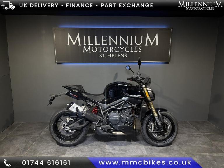 QJ MOTOR SRK 900 270 CRANK IN LINE FOUR SUPER NAKED MOTORCYCLE