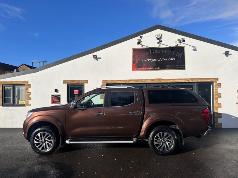 2018 Nissan Navara Double Cab Pick Up Tekna 2.3dCi 190 4WD PICK UP Diesel Manual