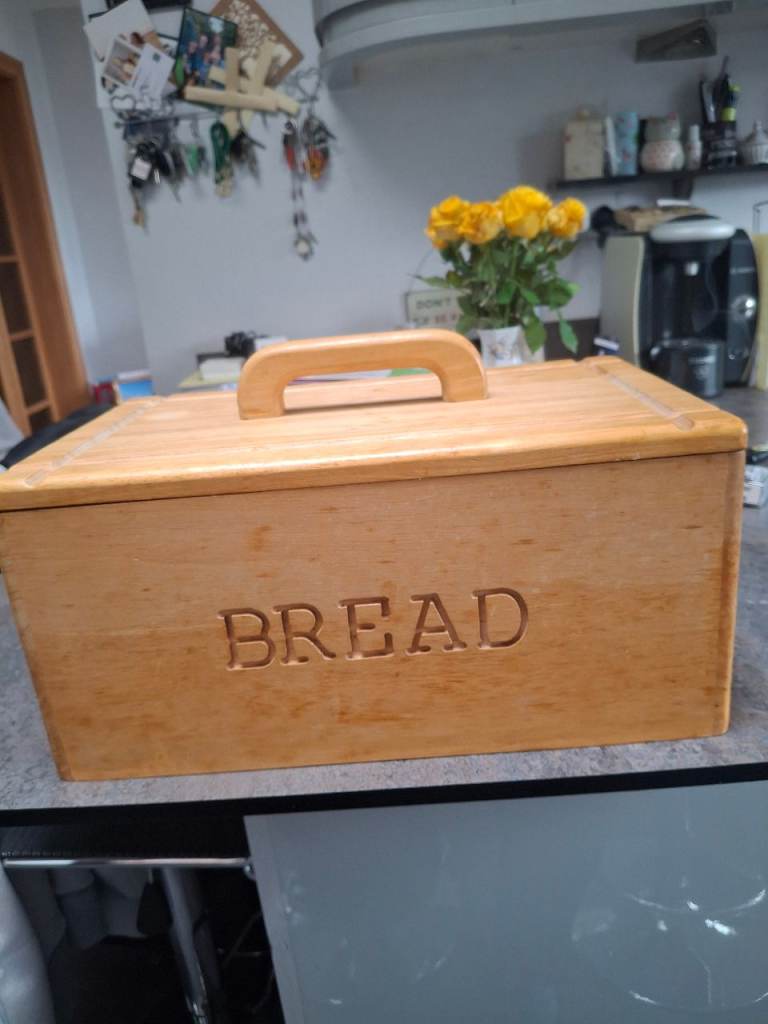 Bread bin