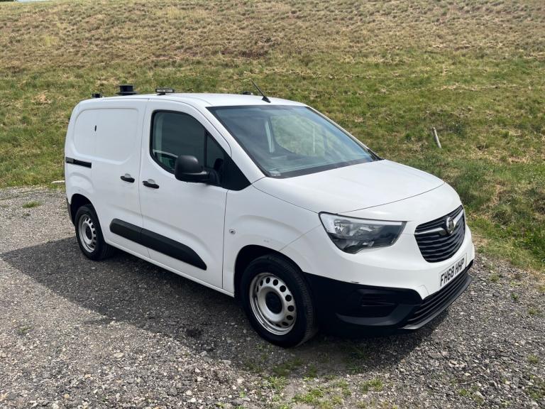 2019 Vauxhall Combo 2300 1.6 Turbo D 100ps H1 Edition Van PANEL VAN Diesel Manual