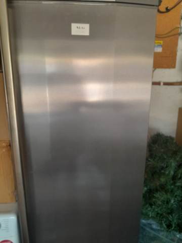 AEG Tall Silver freexer Good Condition, £100.00 for Sale