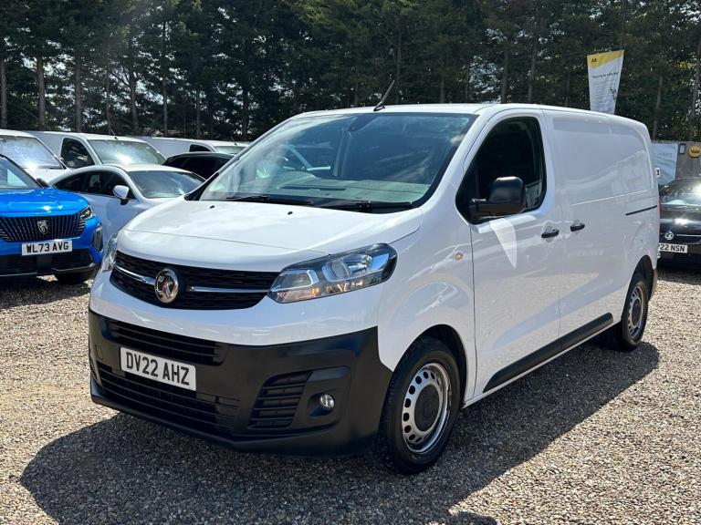 2022 Vauxhall Vivaro 2900 1.5d 100PS Dynamic H1 Van PANEL VAN DIESEL Manual