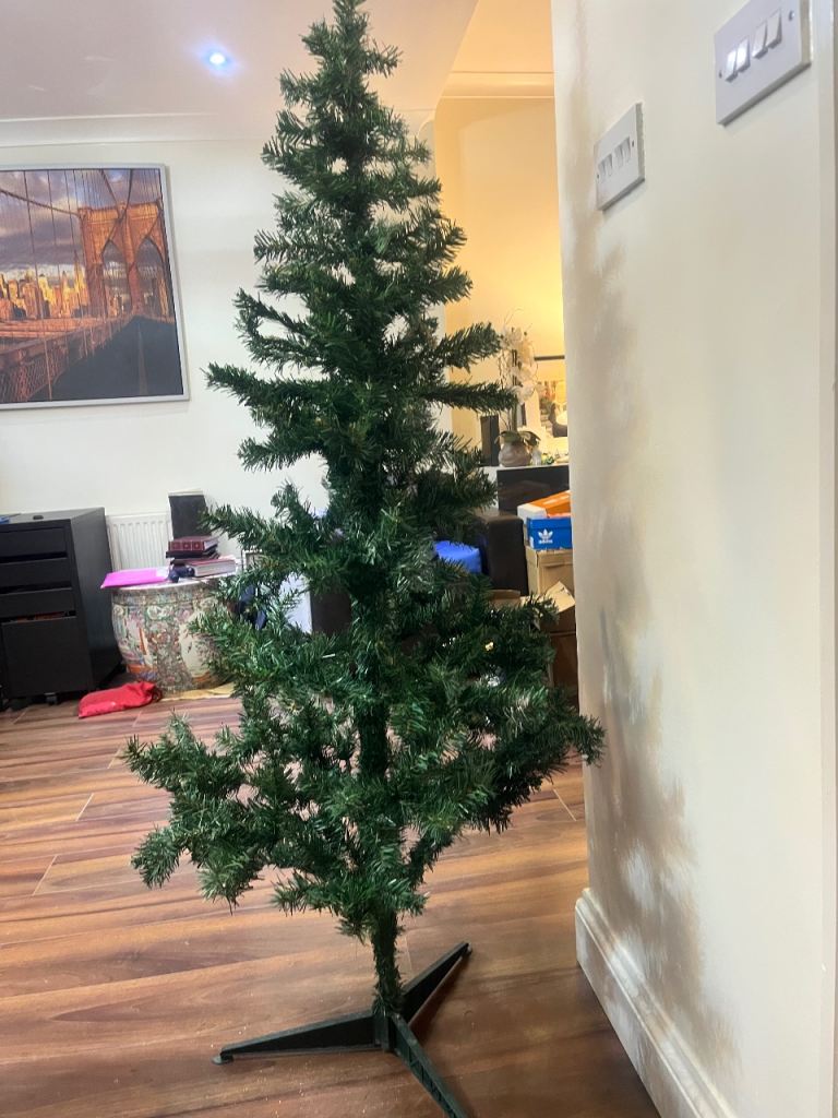 6ft Christmas Tree