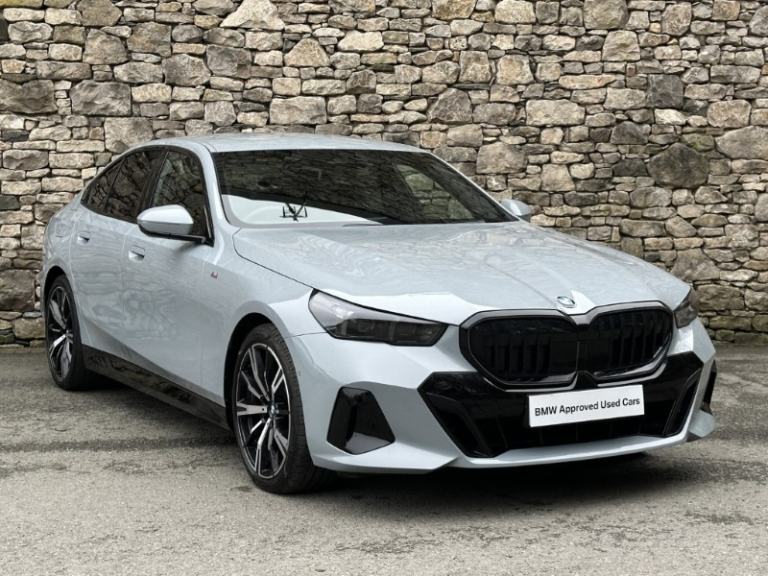 BMW 5 SERIES 520i M Sport Pro 4dr Auto