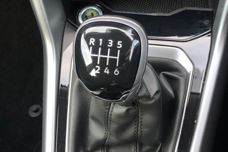 2022 Volkswagen T-Roc 1.5 TSI Life 5dr Hatchback PETROL Manual