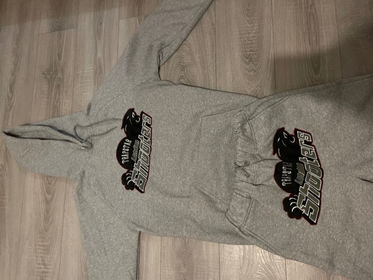 Brand new Trapstar tracksuit size m/l