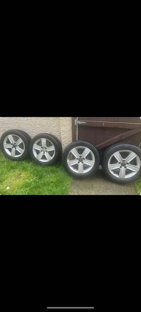 Set of Volkswagen tyres 