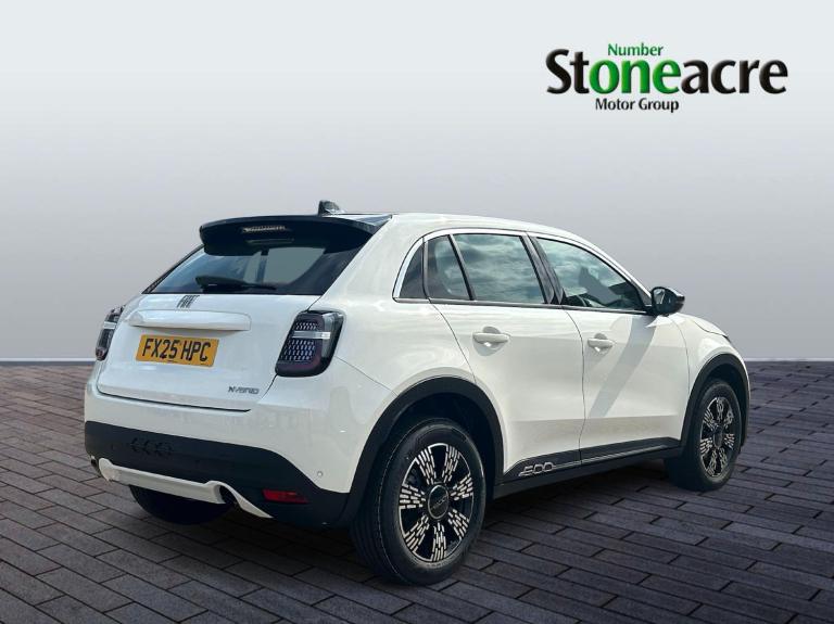 2025 Fiat 600 1.2 MHEV SUV 5dr Petrol Hybrid e-DCT Euro 6 (s/s) (100 ps) HATCHBACK Petrol/Electri...