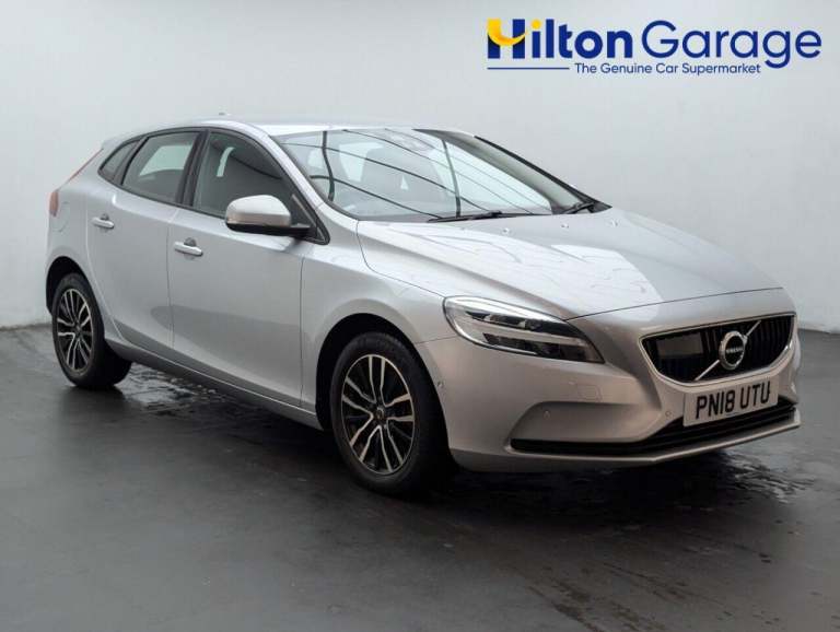 2018 Volvo V40 1.5 T2 Momentum Hatchback 5dr Petrol Auto Euro 6 (s/s) (122 ps) LANE KEEPIN HATCHB...