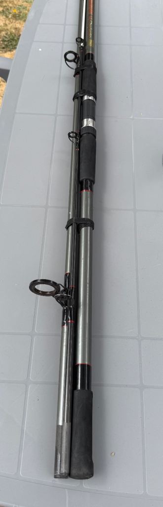 Shakespeare contender 3.6m beachcaster fishing rod