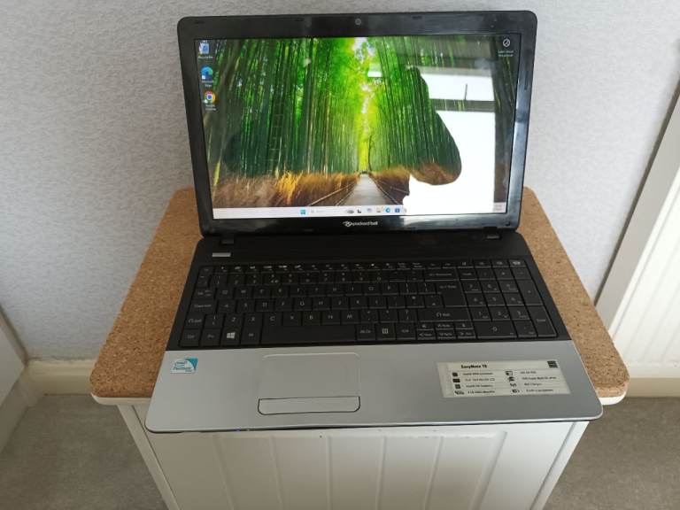 Packard Bell TE-11HC Intel Dual-Core 15.6" windows 11 Office 2007 Laptop