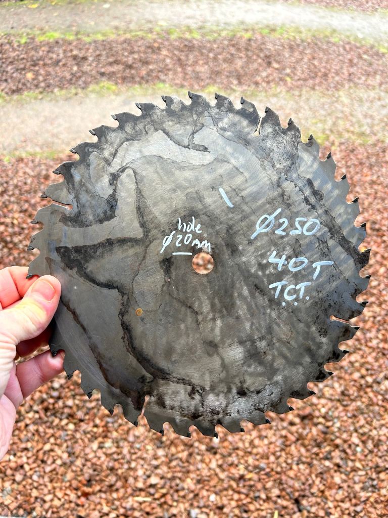 Circular saw blades- variety of sizes and types