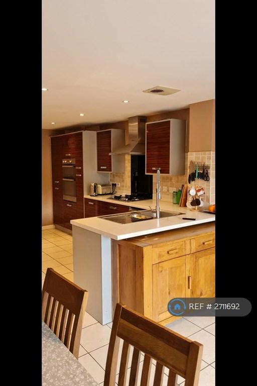 3 bedroom house in Cardinal Drive, Gloucester, GL4 (3 bed) (#2711692)