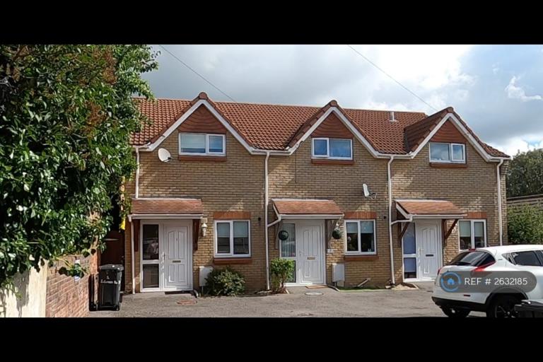 3 bedroom house in Sal Mews, Bournemouth, BH9 (3 bed) (#2632185)
