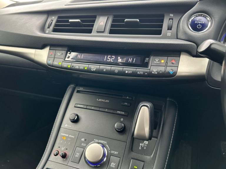 2020 Lexus CT 1.8 200h Hatchback 5dr Petrol Hybrid E-CVT Euro 6 (s/s) (136 ps) Hatchback PETROL/E...