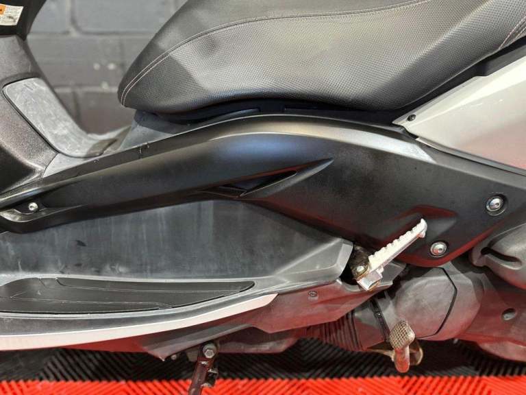 2013 63 YAMAHA XMAX 125  FINANCE SPECIALISTS APPLY NOW