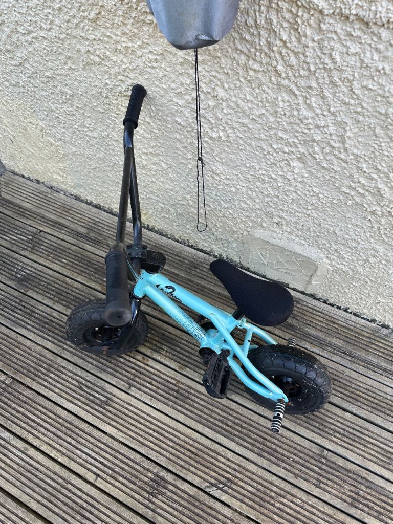 Mini Venom Rocker BMX Stunt Bike
