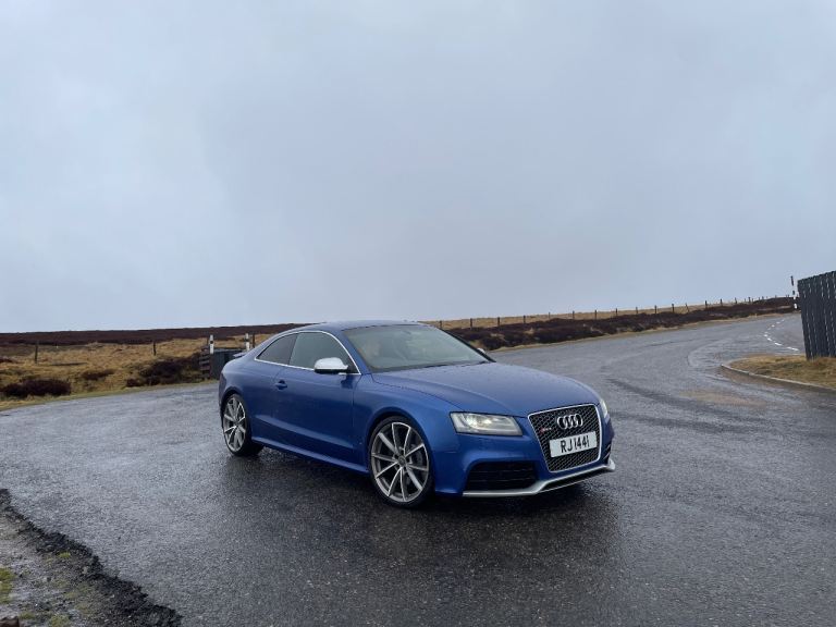 Audi, RS5, Coupe, 2011, Semi-Auto, 4163 (cc), 2 doors