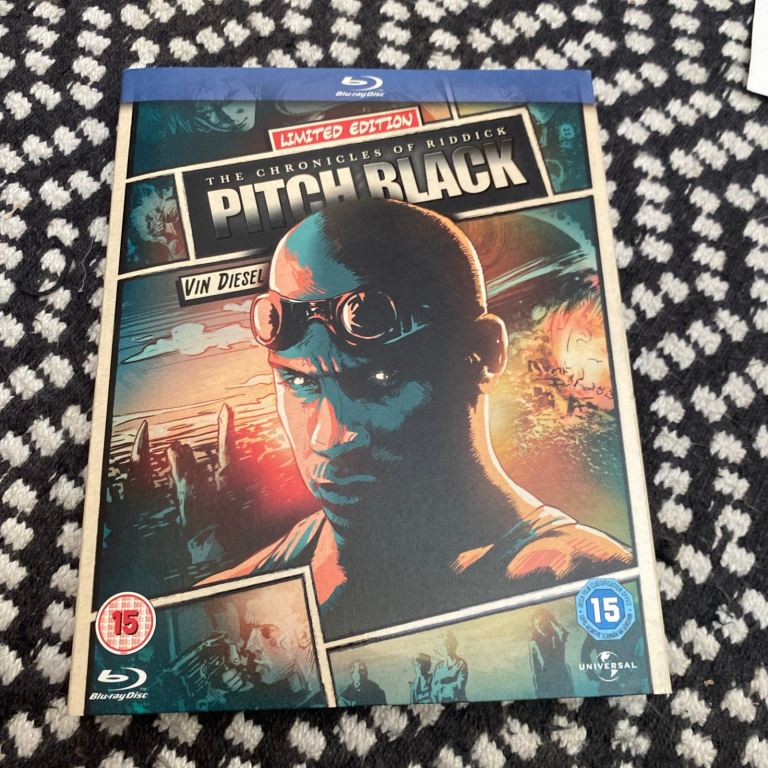 Limited Edition Pitch Black Blu-Ray – The Chronicles of Riddick