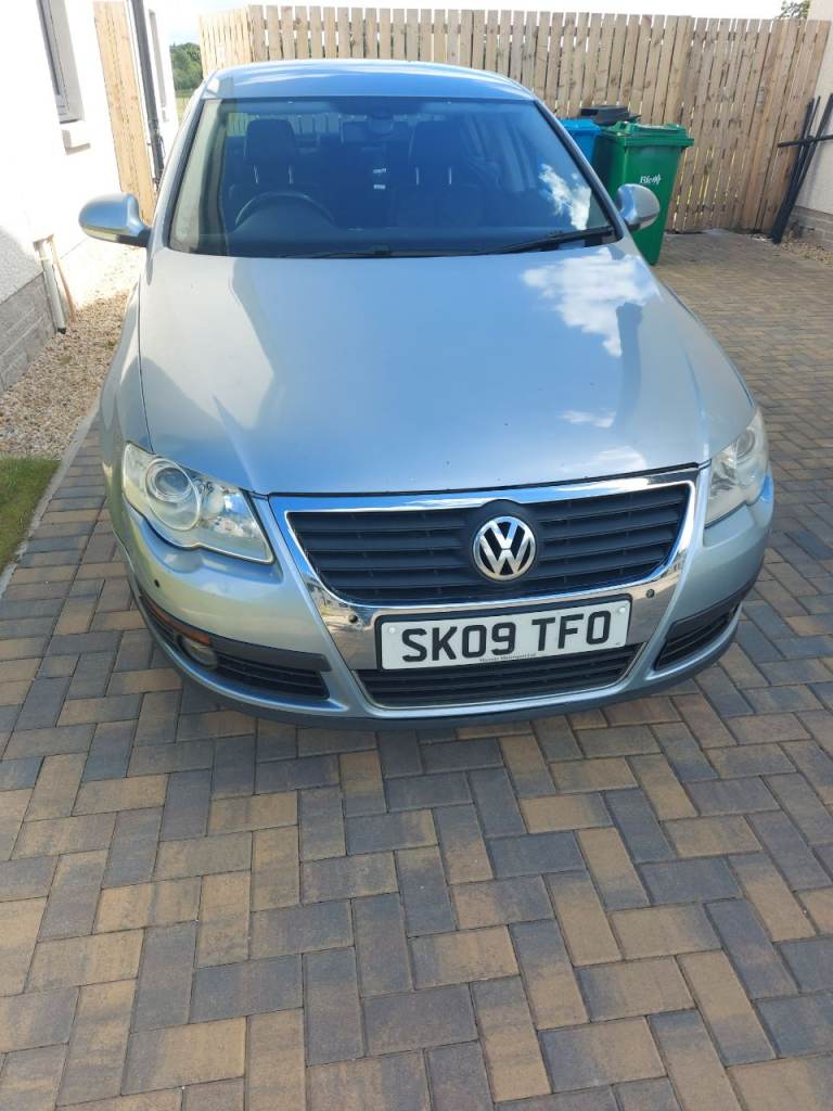 Volkswagen, PASSAT, Saloon, 2009, Manual, 1896 (cc), 4 doors