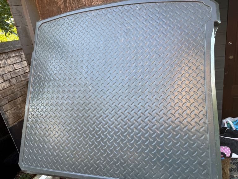 Vw sharan Grey Car Boot Liner Mat - Plastic, Used Condition