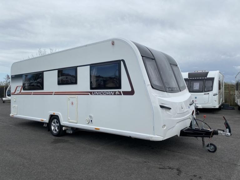 2018 BAILEY UNICORN VIGO LUXURY 4 BERTH TOURING CARAVAN
