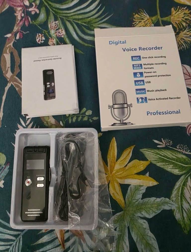 Digital Voice Recorder - New, Boxed