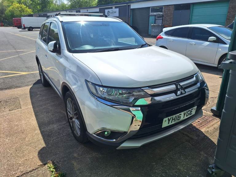 Mitsubishi, OUTLANDER, Estate, 2016, Other, 2268 (cc), 5 doors
