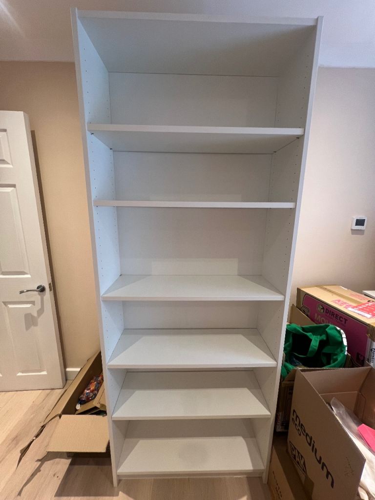 IKEA White Billy Bookcase with 6 Shelbes 