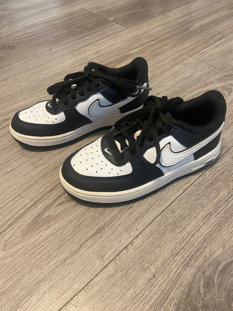 £20 Nike Air Force Size UK 12 EUR 30 