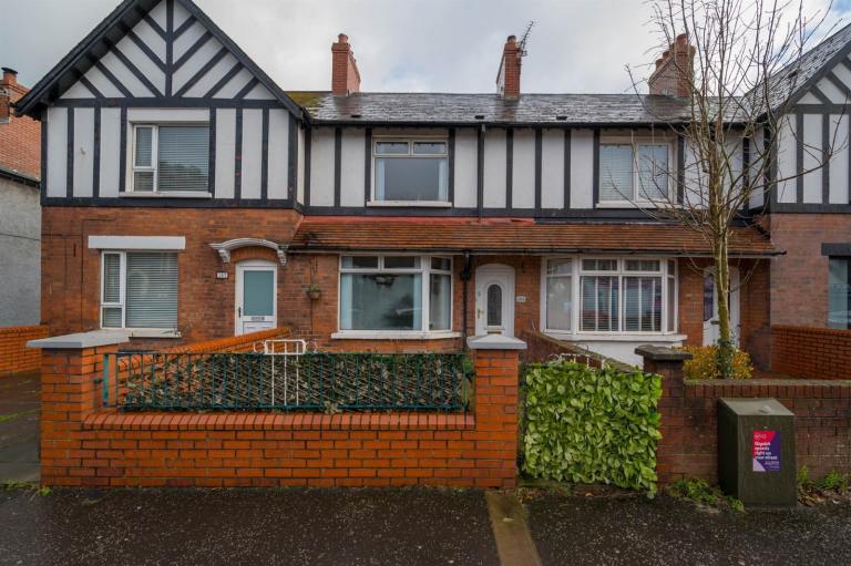 3 bedroom house for rent Shore Road Belfast 