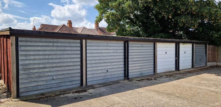 Garage/Parking/Storage to rent: Cromwell Road (r/o No. 8) Letchworth, SG6 1DT